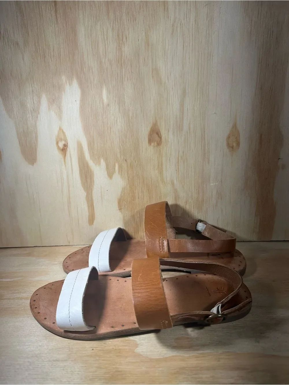 Frye Two-Tone Leather Strappy Sandals Women’s Size 8.5